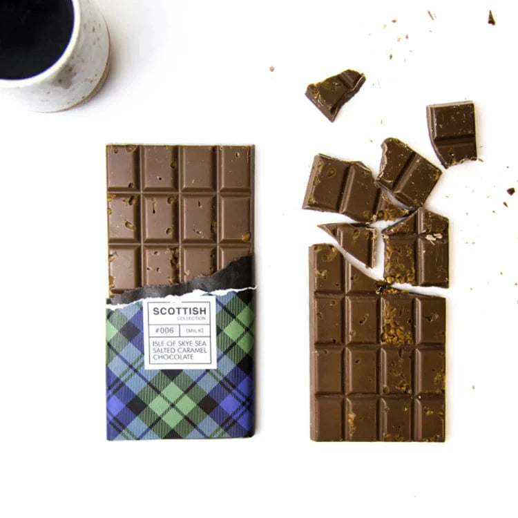 Chocoladereep Melk met Isle of Skye Karamel Zeezout - 100 gram - Handmade in Scotland by MoodCompanyNL