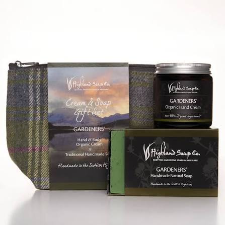 Cadeauset Zeep & Crème – Zeep, Bodycrème & Toilettas - Gardeners' Range - Highland Soap Company