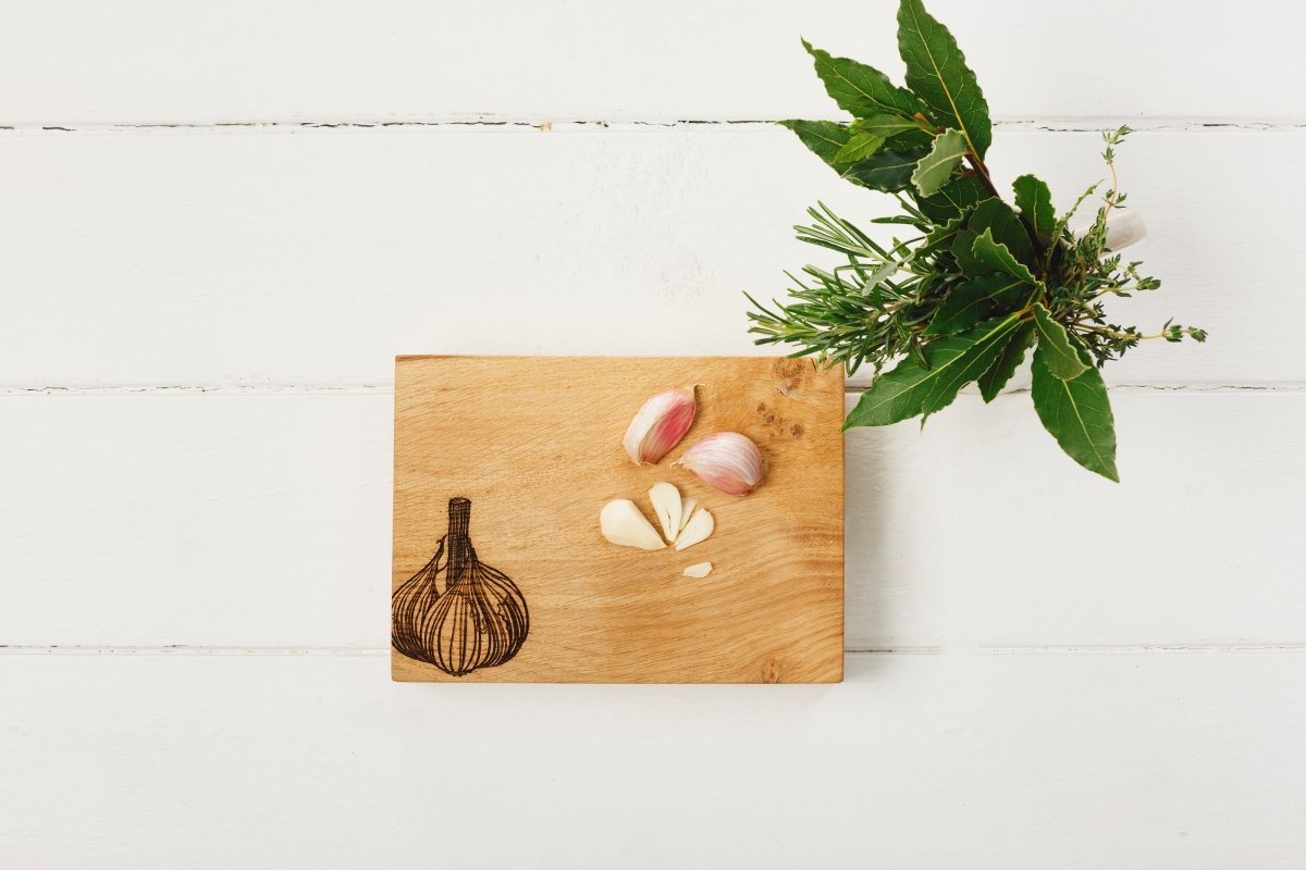 MoodCompanyNL - Hakblok Knoflook Mini - 19x14x4 - Schots Eikenhout - Scottish Made - 5060426285080