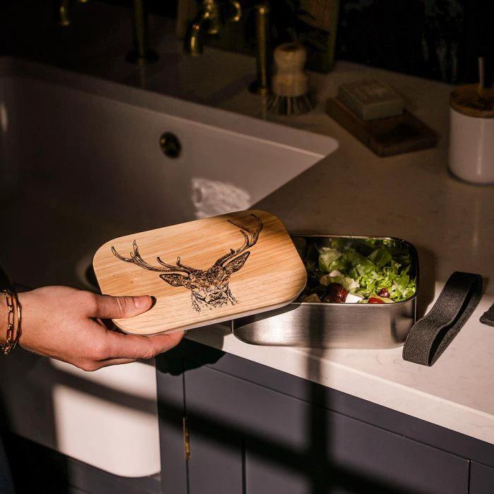 Lunchbox RVS met Eikenhouten Deksel – Edelhert by Mood Company