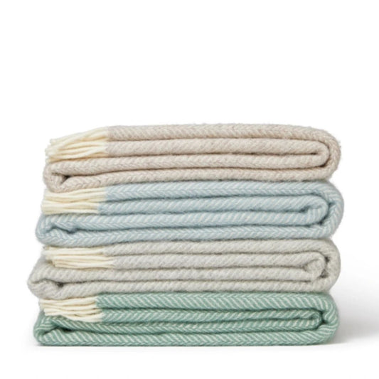 Plaid Visgraat Beige- Lichtbruin (Hazel) - 150x183 - Nieuw Wol - Tweedmill UK by MoodCompanyNL