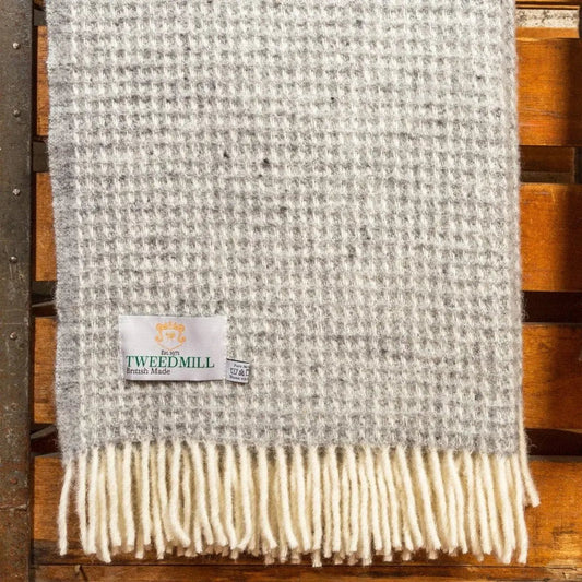 MoodCompanyNL - Plaid Waffle Grijs - 140x240 - Nieuw Wol - Tweedmill UK - 6232128621193