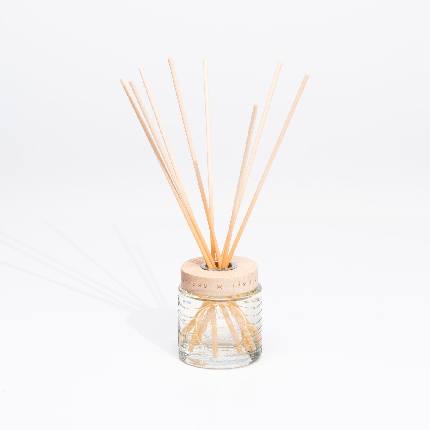 Reed Diffuser Chamomile & Cedar - Isle of Skye Candle Company