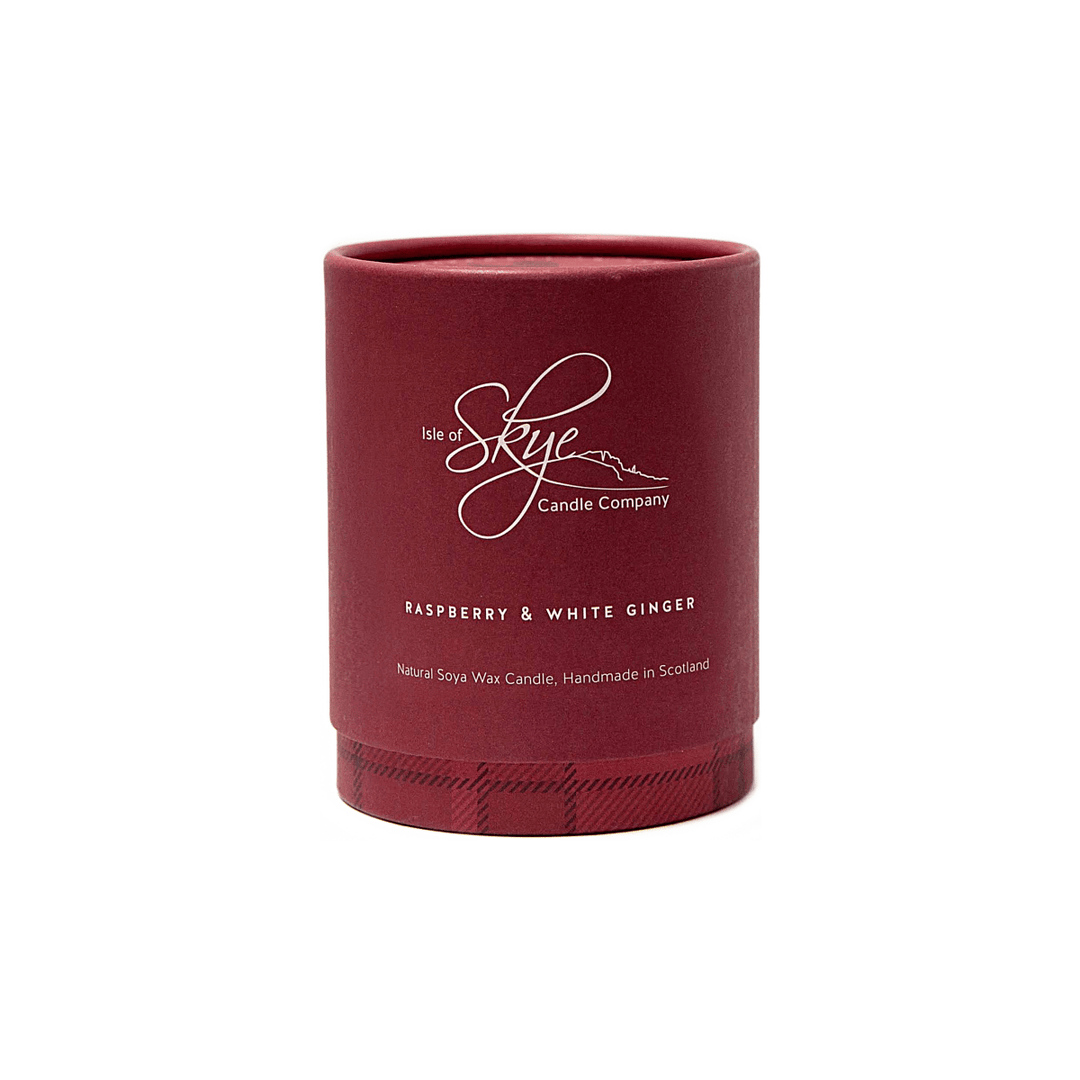MoodCompanyNL - Geurkaars Framboos met Gember Large - 45 uur - Sojawas - Isle of Skye Candle - 5060346381022