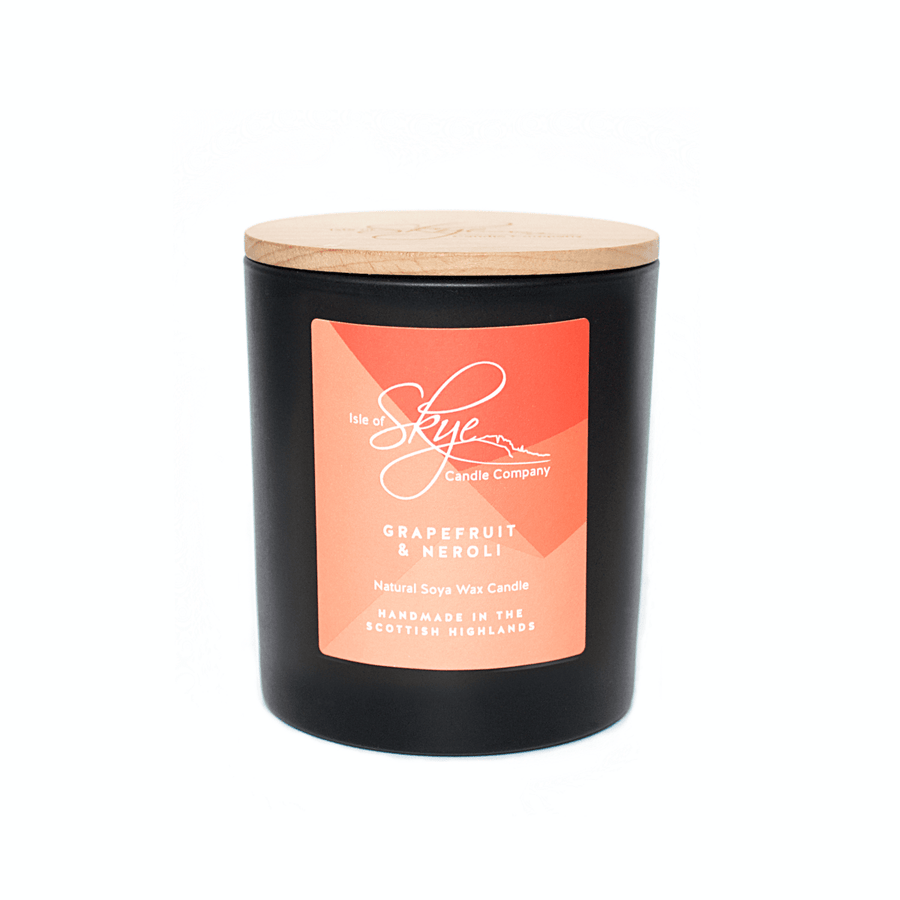 MoodCompanyNL - Geurkaars Grapefruit & Neroli Large - 45 uur - Sojawas - Isle of Skye Candle - 5060346381565