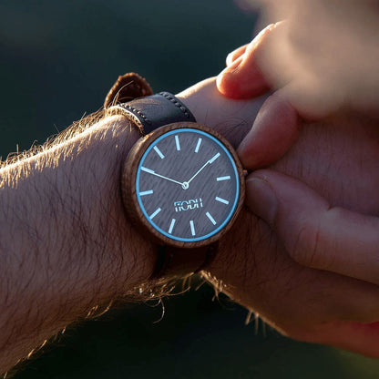 MoodCompanyNL - Handgemaakte Whiskywatch uit Schotland | Horloge van whiskyvaten met bruin leer - 6091022588533