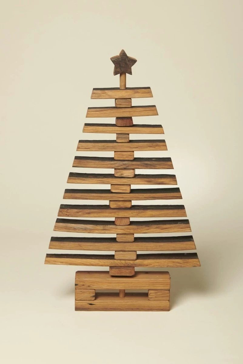 Kerstboom medium van oude whiskyvaten - 60 x 30 cm - Handgemaakt - Darach Scotland by MoodCompanyNL