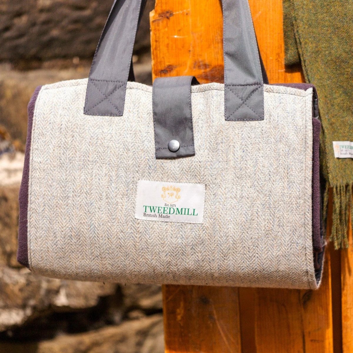 Picknickkleed Leisure Visgraat Grijs - Fleece - Waterdicht - 137x137cm - Tweedmill by MoodCompanyNL