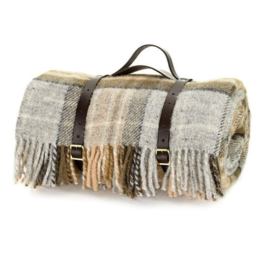 MoodCompanyNL - Picknickkleed Polo Tartan McKellar Bruin - Wol - Leren Draagset - Waterdicht - 145x183cm - Tweedmill - 5060567820805