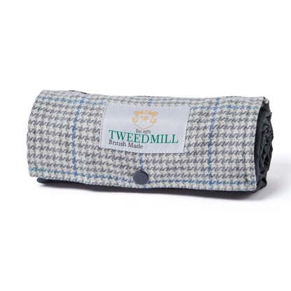 MoodCompanyNL - Picknickkleed Walker Geruit Tweed 389 Blauw - Tweed - Waterdicht - 66 × 98cm - Tweedmill - 5060958302637