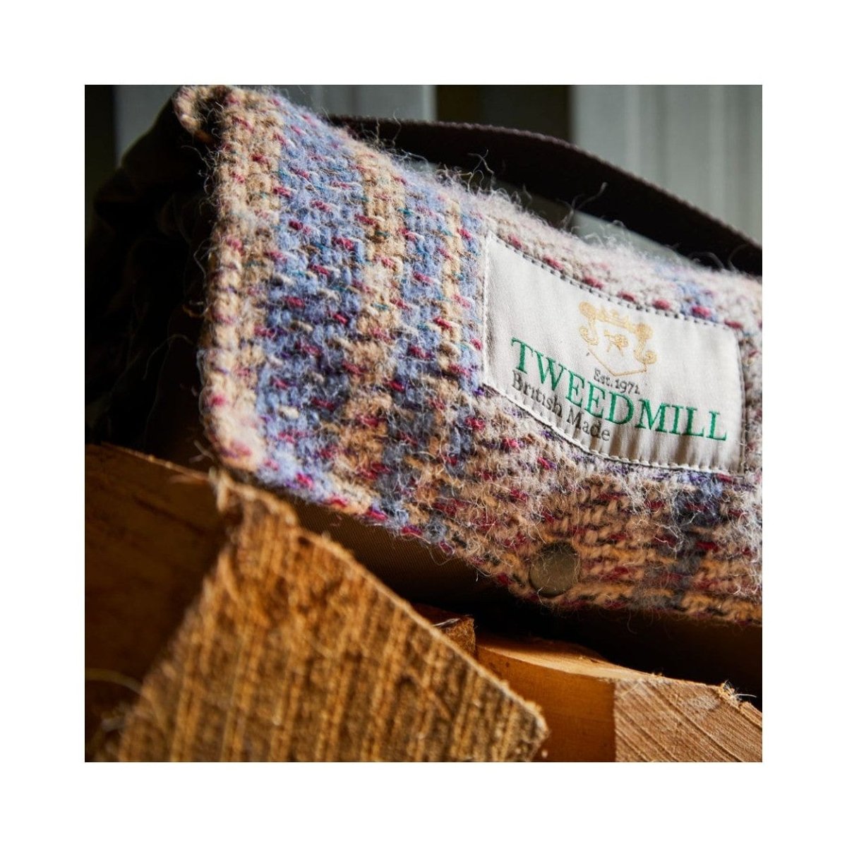 MoodCompanyNL - Picknickkleed Walker Op goed geluk - Gerecycled Wol - Waterdicht - 66 × 98cm - Tweedmill - 5060067705596