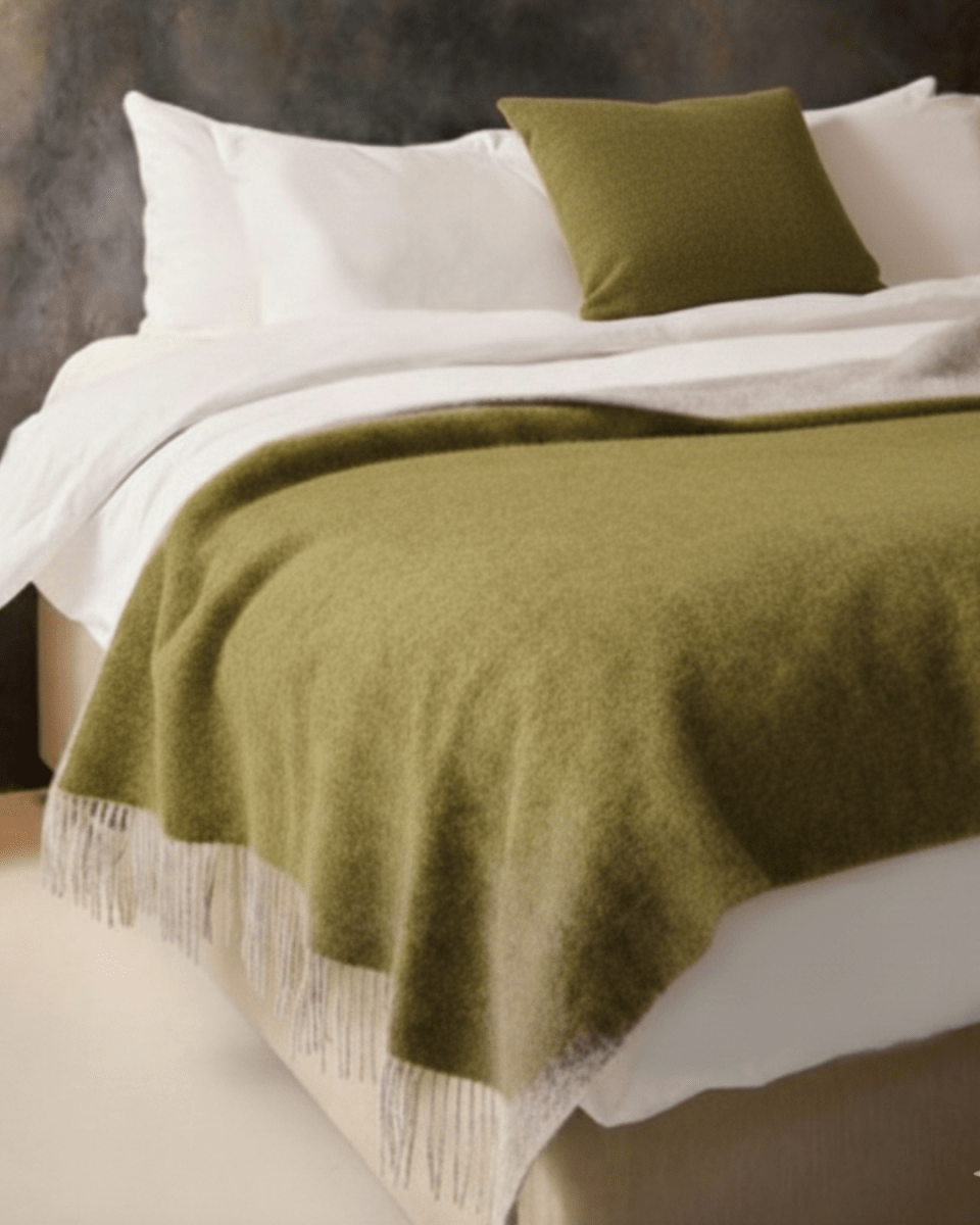 Mood Company - Plaid Dartmoor Olive Green - 150x183 - Nieuw Wol - Tweedmill UK - 5060958306888