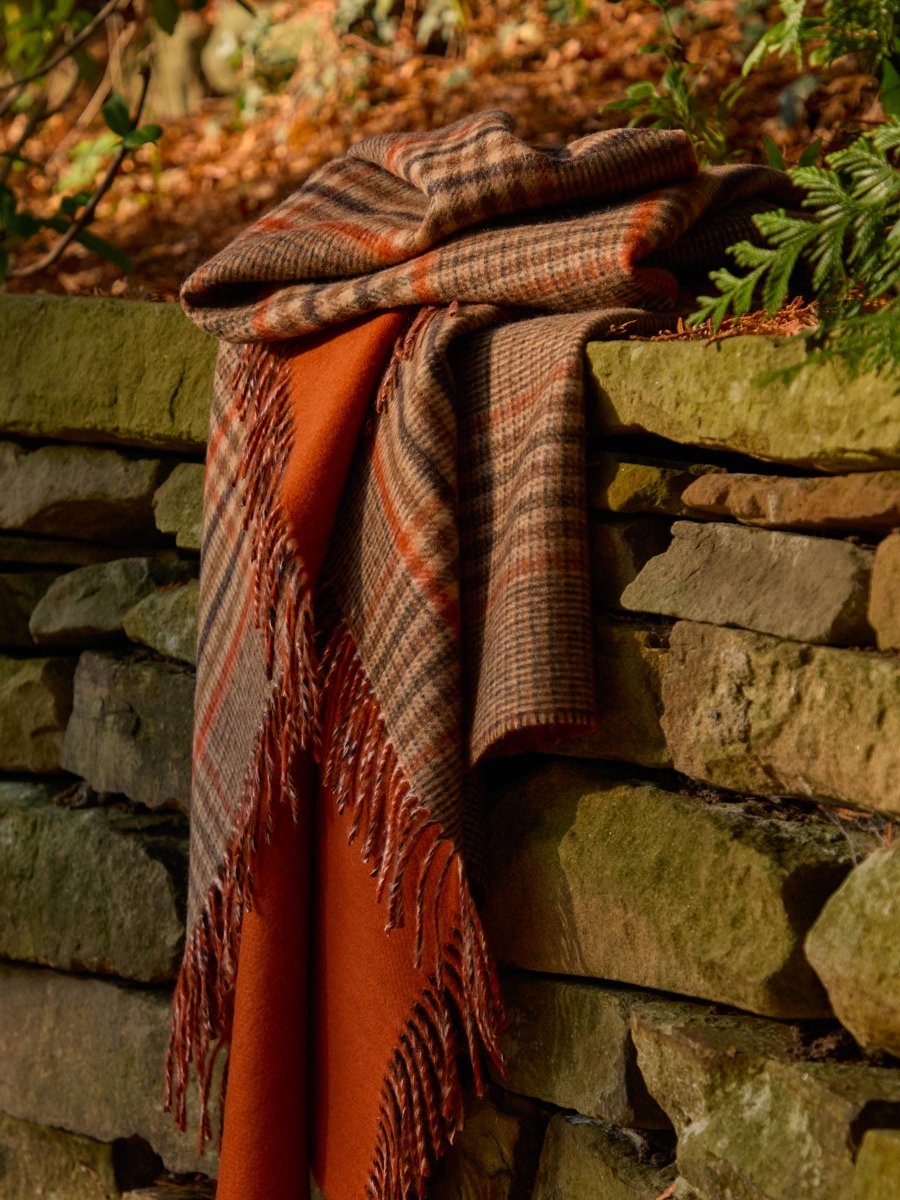 Mood Company - Plaid Estate Geblokt Oranje - Country Side Collection - Merino Lamswol - 140x185 - Bronte by Moon Scotland - 6151220633623