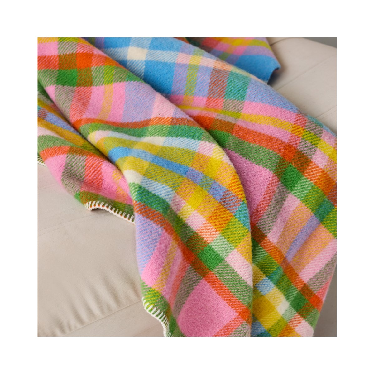 Mood Company - Plaid Rainbow Check Kleurrijk met Festonsteek - 140x200 - Nieuw Wol - Tweedmill UK - 5060958307915