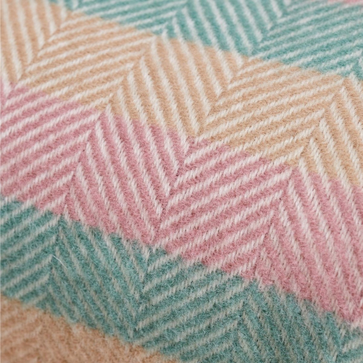 Mood Company - Plaid Summer Breeze Stripe - 150x183 - Nieuw Wol - Tweedmill UK - 5060958305386