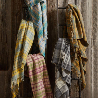 MoodCompanyNL - Plaid Tartan Cottage Blauw 150x183 - Nieuw Wol - Tweedmill UK - 5060958301531