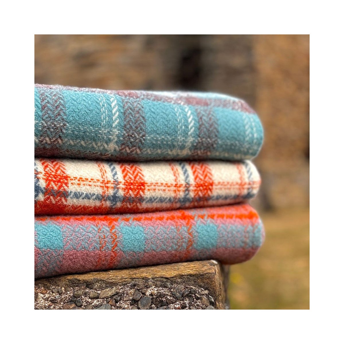 Mood Company - Plaid Trio Check Hefyn Roze - 150x183 - Nieuw Wol - Tweedmill UK - 5060958308240