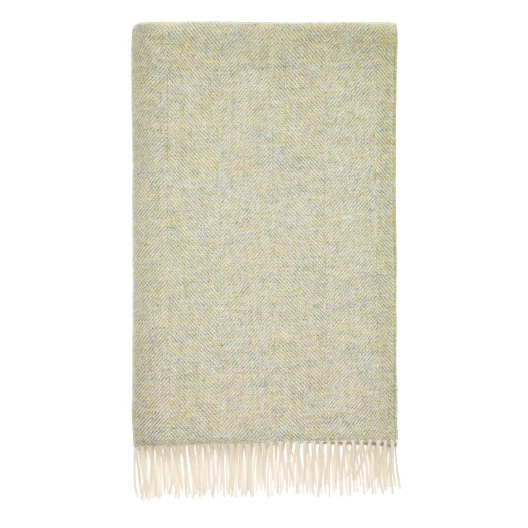 MoodCompanyNL - Plaid Visgraat Licht Naturel Groen (Light Sage) - Shetland Lamswol - 140x185 - Bronte by Moon Scotland - 5057900121569
