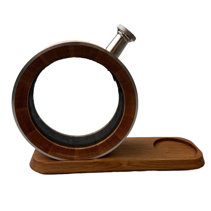 MoodCompanyNL - Porthole Decanter 500 ml – Luxe whiskykaraf van geblakerd Amerikaans eiken & glas - 6151217437470