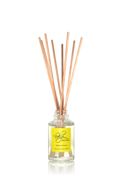 MoodCompanyNL - Reed Diffuser Bloesem (Highland Gorse) - 12 weken - Isle of Skye Candle - 5060346381435