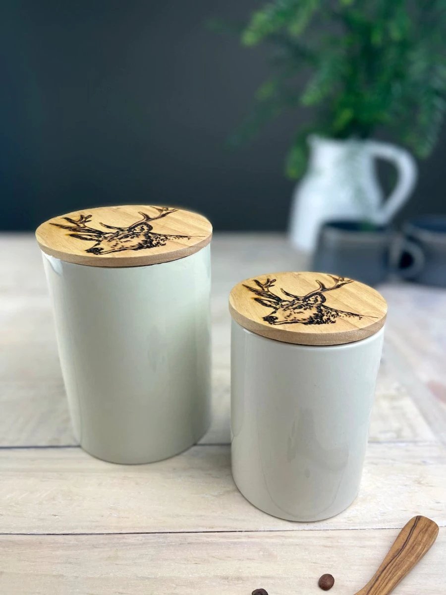 Voorraadpot Edelhert Medium - 16x11- Gegraveerd - Scottish Made by MoodCompanyNL