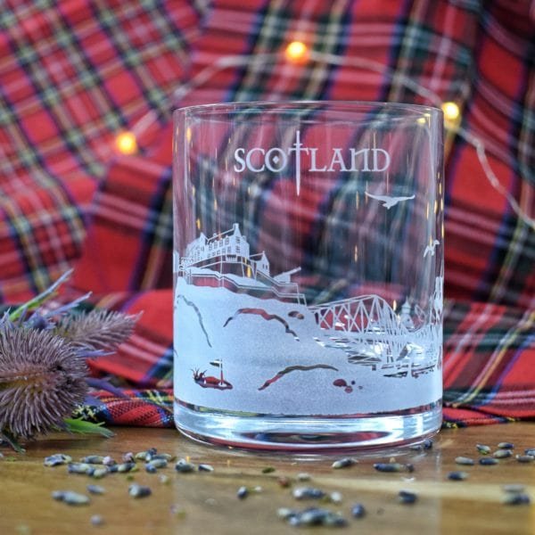 MoodCompanyNL - Whiskyglas Skyline Scotland - Gegraveerd - Glencairn Crystal Scotland - 6091020197157