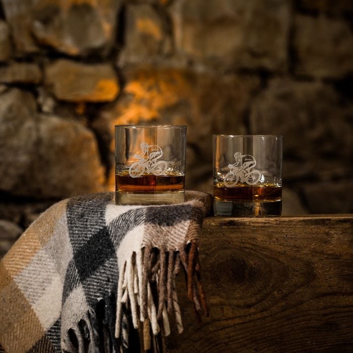 MoodCompanyNL - Whiskyglazen Gegraveerd Fietssport 2 stuks - Just Slate Company Scotland - 5060949558531